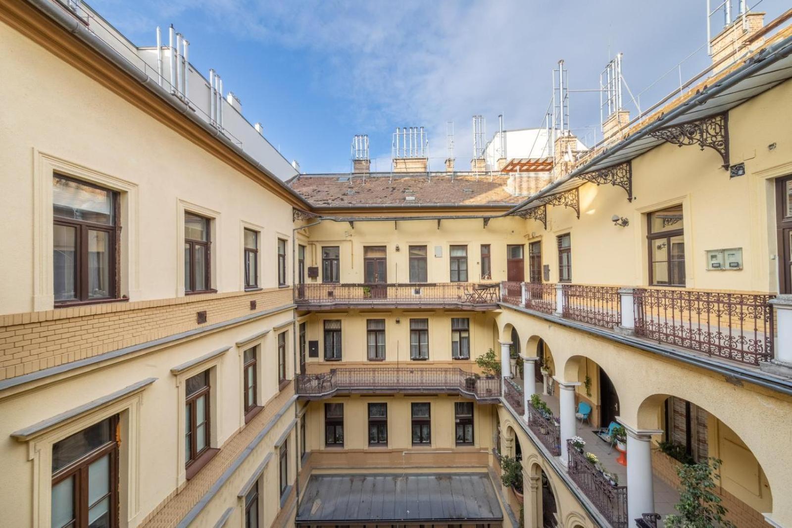 Sass Glamour Apartment Next To St Stephen Basilica S1 Budapeşte Dış mekan fotoğraf